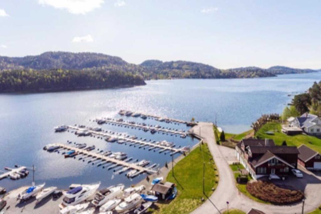 Leilighet Ved Sjoen Med Strand Apartment Porsgrunn Exterior photo